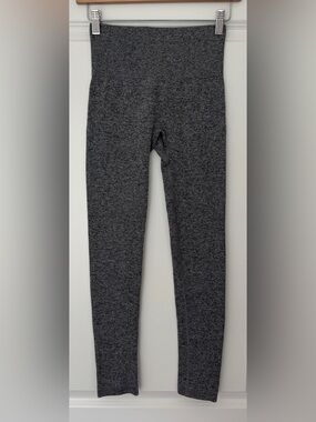 Colsie Heather Gray Seamless Leggings